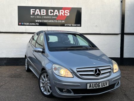 MERCEDES-BENZ B CLASS 2.0 B200 SE CVT 5dr